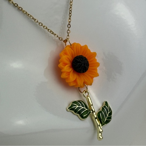 Sunflower Pendant Necklace Flower Floral Faux Gold Chain Enamel Jewelry Gift NEW - Picture 6 of 16